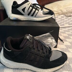 Brand new address black and white sneakers never worn